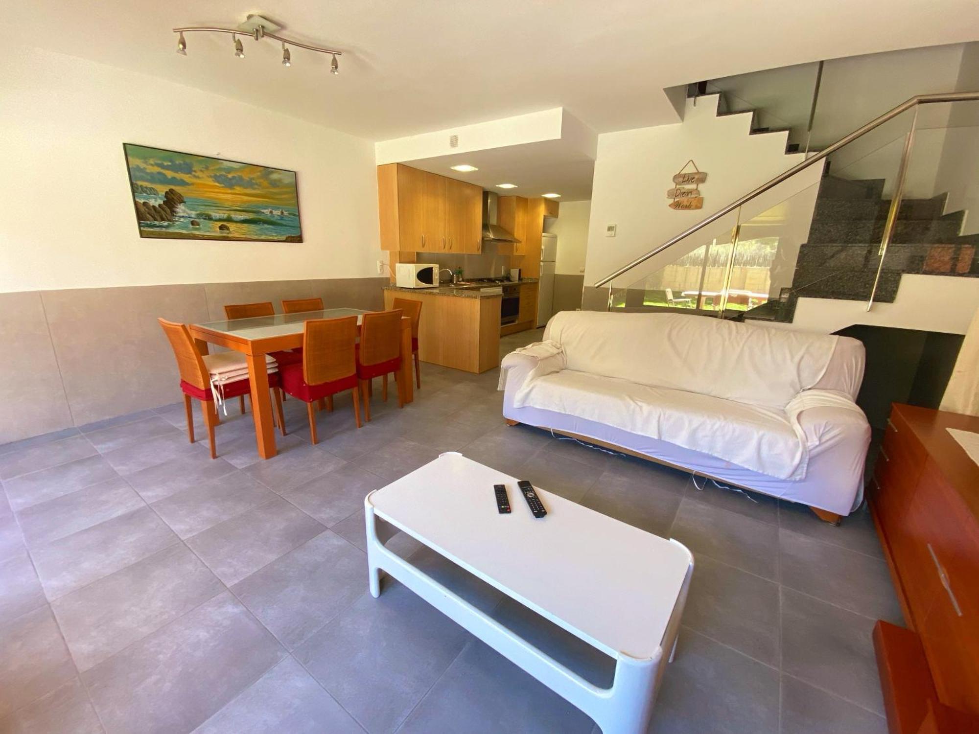 הוילה Casa L'Escala, Piscina Comuntaria I Jardi Privat מראה חיצוני תמונה
